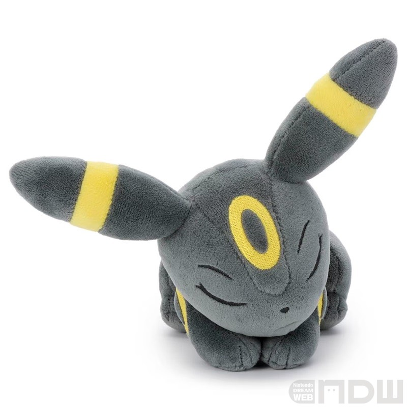 眠る姿のポケモンぬいぐるみ「すやすやフレンド」にブラッキー